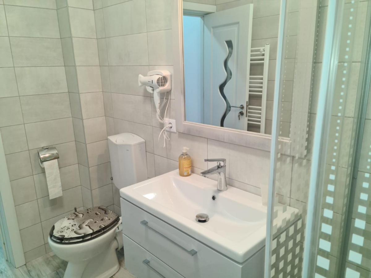 Apartament David Ramnicu Valcea Exterior photo